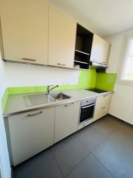 Logement A 10 Minutes A Pied De La Gare Centre Авіньйон Екстер'єр фото